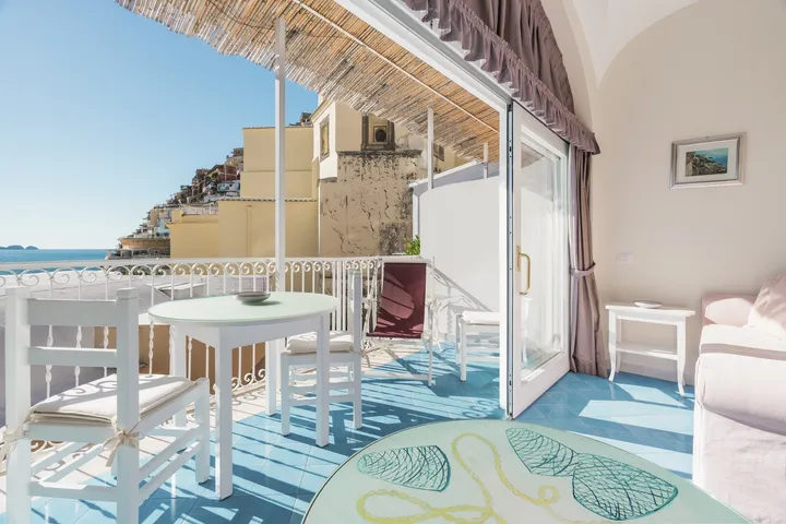 Chambre avec vue partielle sur la mer-16