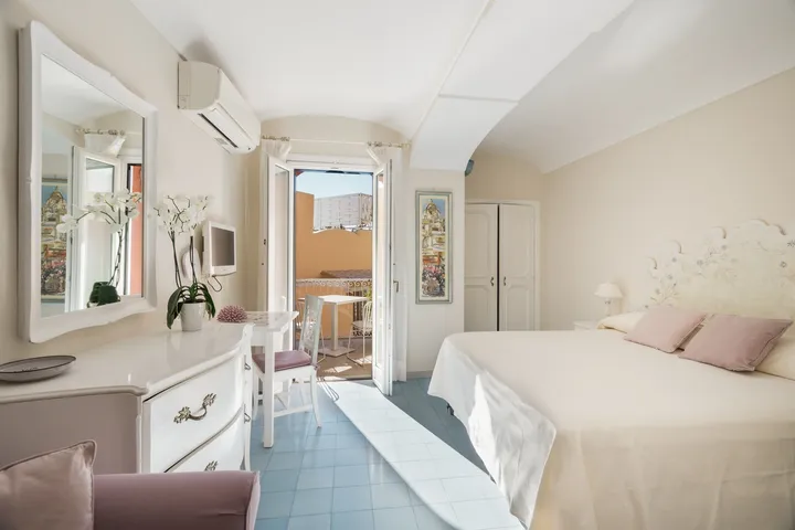 Chambre standard avec vue sur la ville-10